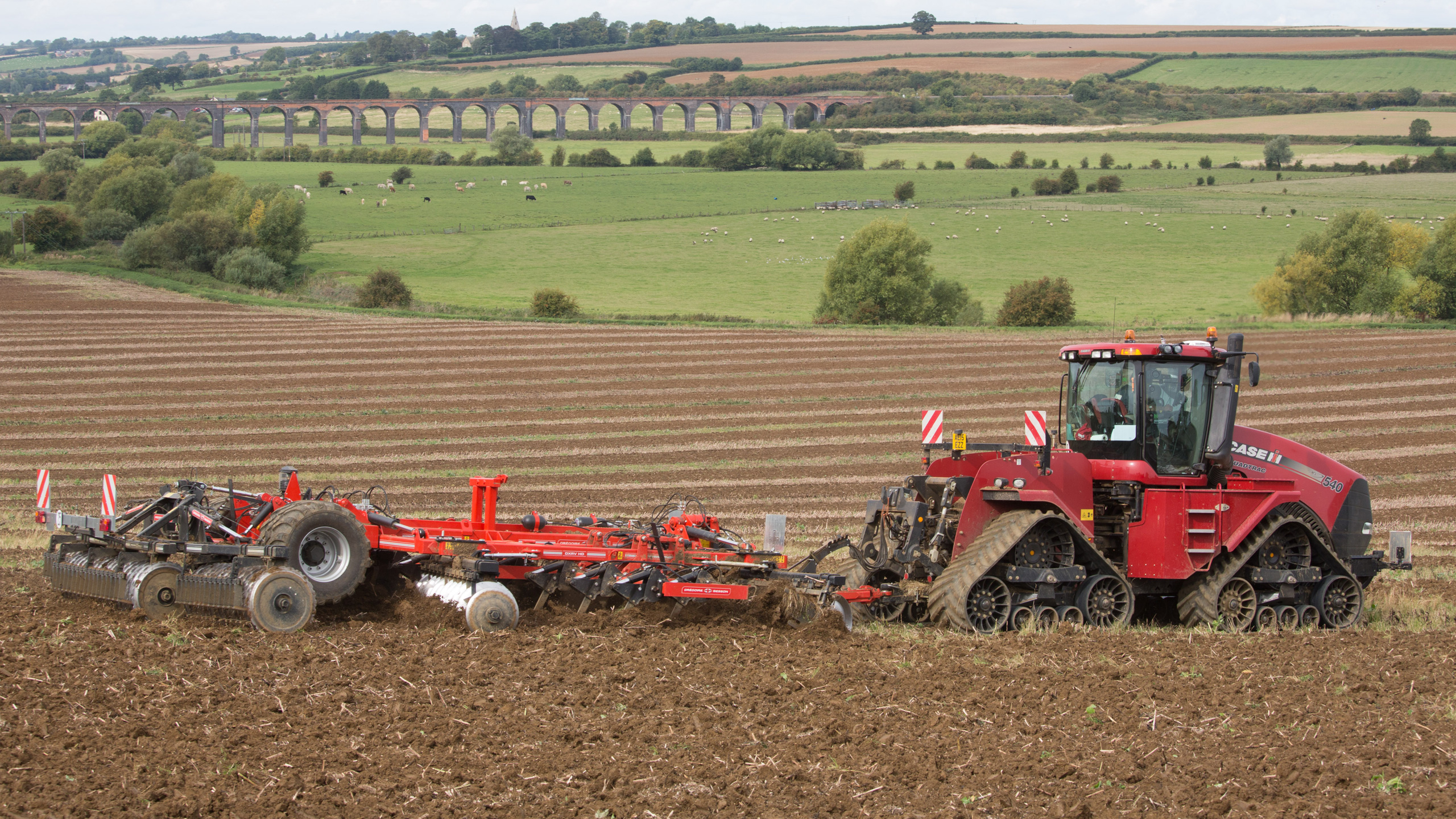 Case Quadtrac 540 Discing - Harringworth Viaduct Behind