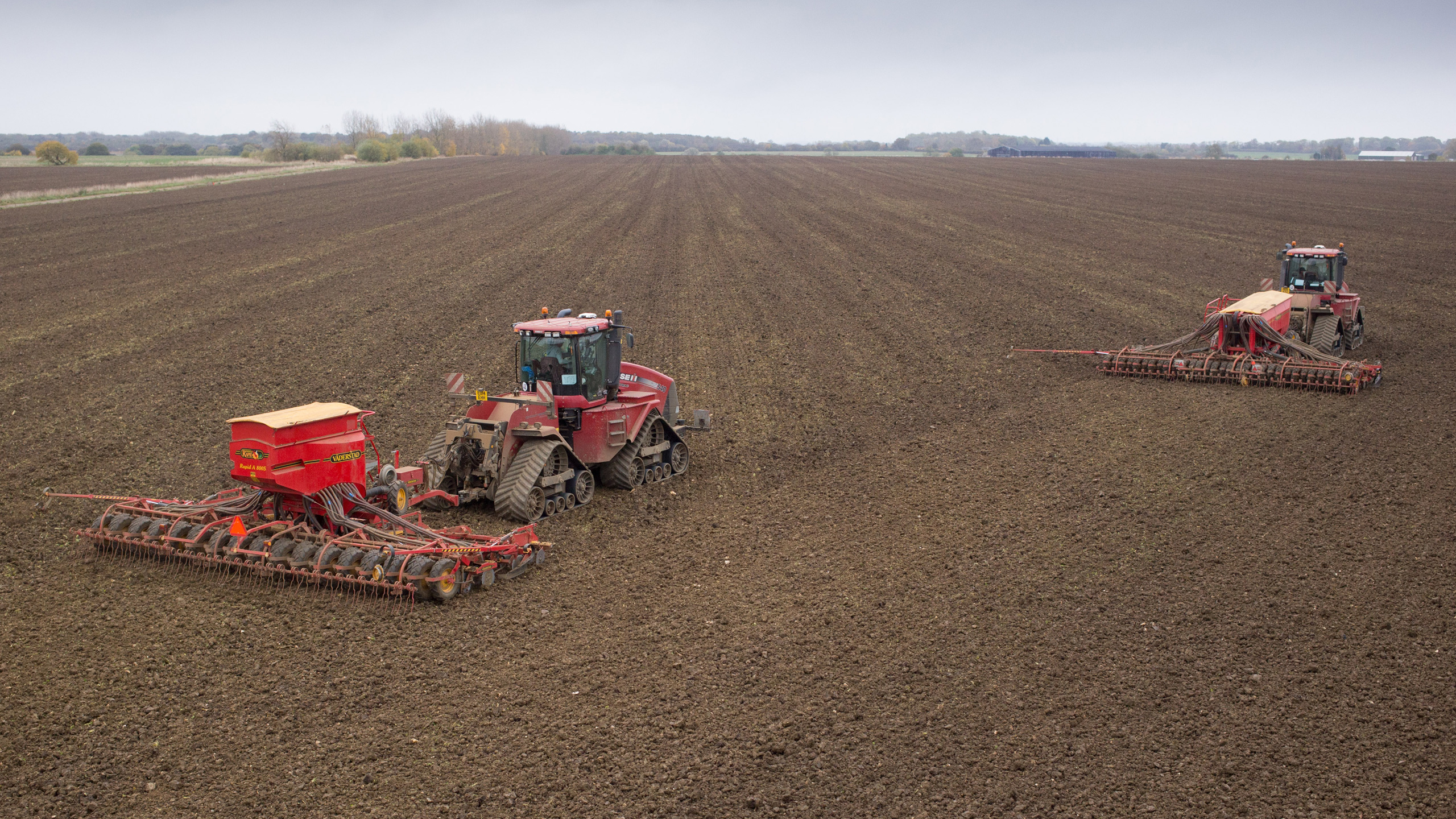 Case Quadtrac 540's - Drilling Winter Crops - Desborough Airfield